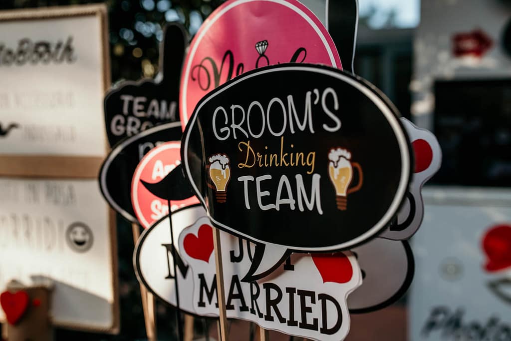 Accessori Divertenti Photo Booth Matrimonio al Parco Iris Appia Antica Gadget Divertenti per Photo Booth a Parco Iris Appia Antica