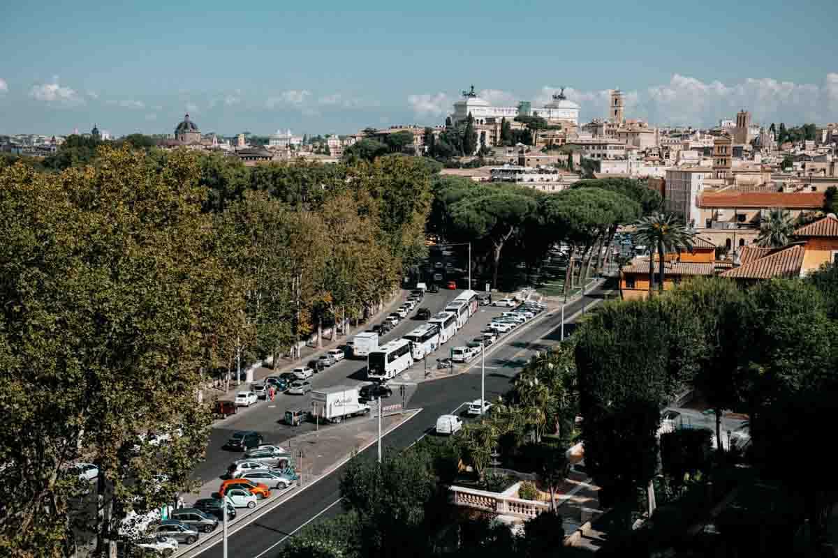 logistica-matrimonio-roma-traffico-ztl Gestione logistica e tempi del matrimonio nel traffico di Roma centro - Metodo Zero Stress