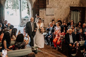 Ingresso sposa con papà matrimonio emozionante