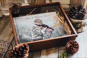 Fotolibro matrimonio con copertina personalizzata + cofanetto in legno parte anteriore trasparente