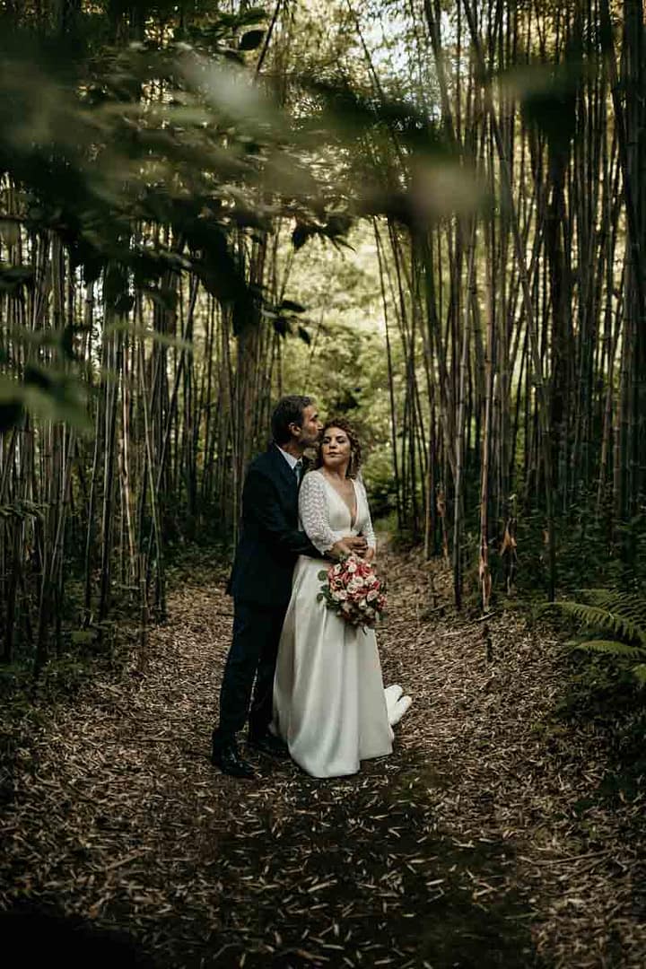 Sposi immersi nella natura - Fotografo Matrimonio Roma